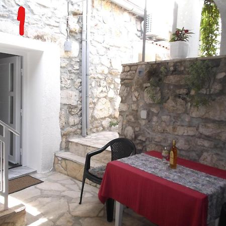 Neda apartment Murter Bagian luar foto