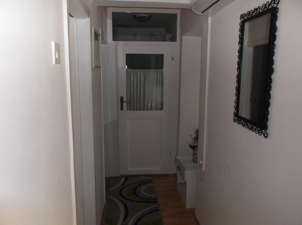Neda apartment Murter Bagian luar foto