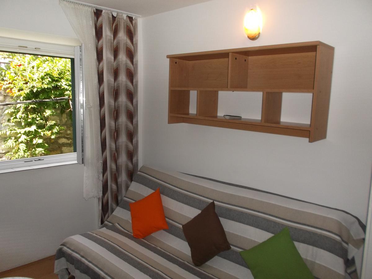 Neda apartment Murter Bagian luar foto